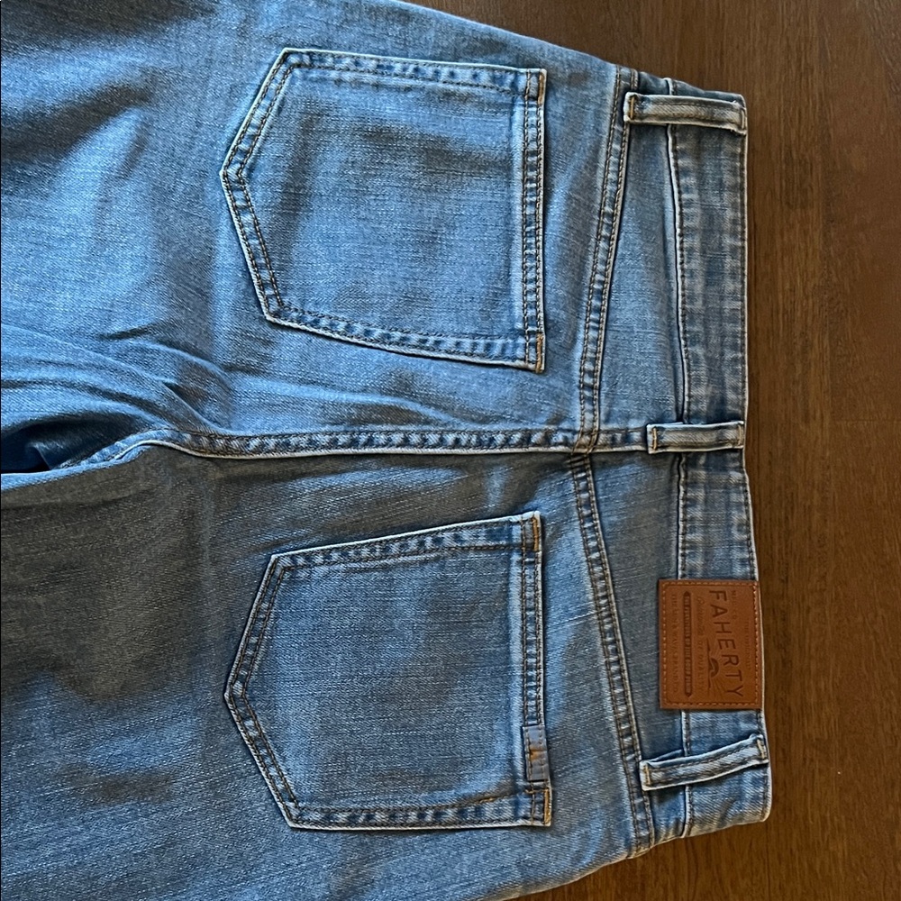 Faherty Saturday Denim Wide Leg Ankle - Indigo Coast Wash, size 27 - Picture 3 of 4